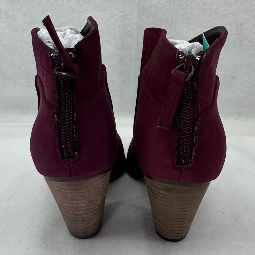 NWT Violet & Red Jackson Lazer Cut Topline Bootie Burgundy size 7 Stitch Fix